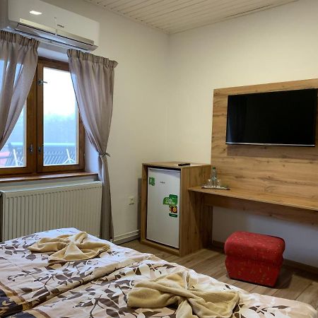 Ranc Pod Babicou Hotel Bojná Eksteriør billede